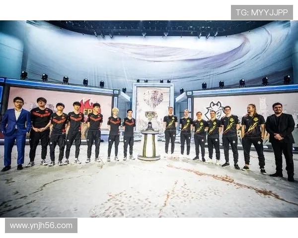 FPX战队崛起之路：从默默无闻到精英赛的传奇征程